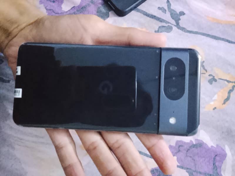 Google Pixel 8 2