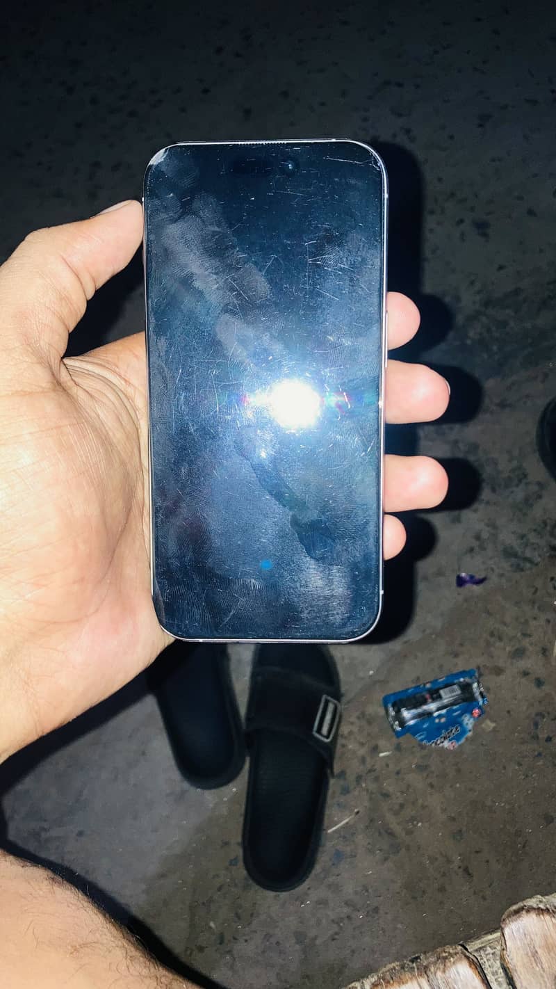 Apple iPhone 15 Pro 1