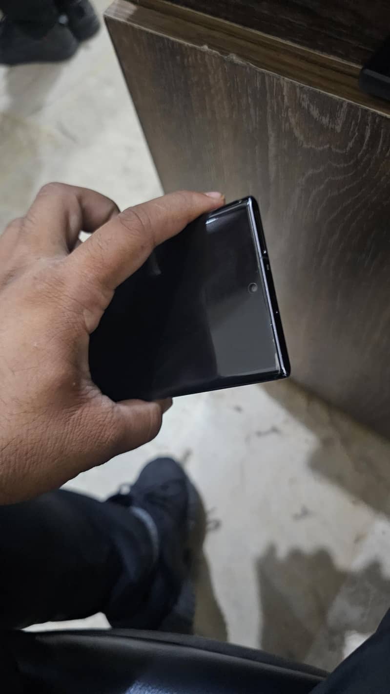 Samsung Mobile Note 10 Plus 2