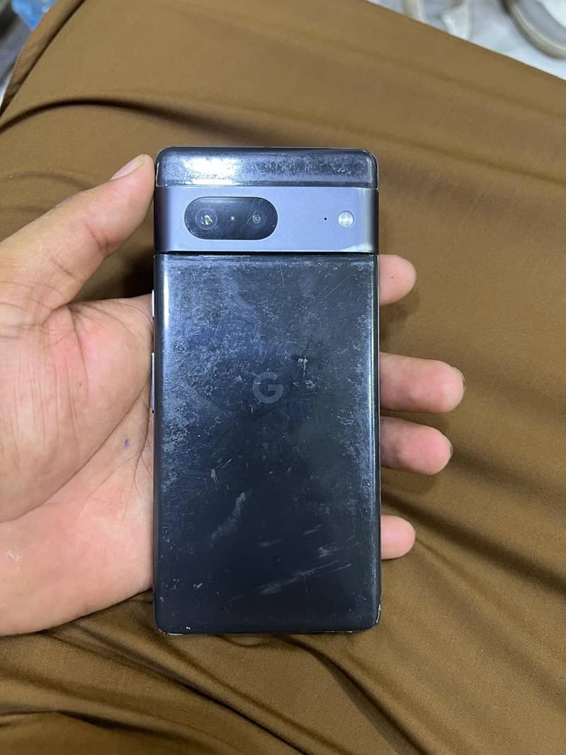 Google Pixel 7 3