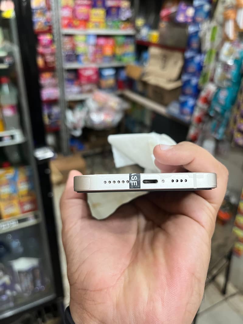 Apple iPhone 14 plus 4