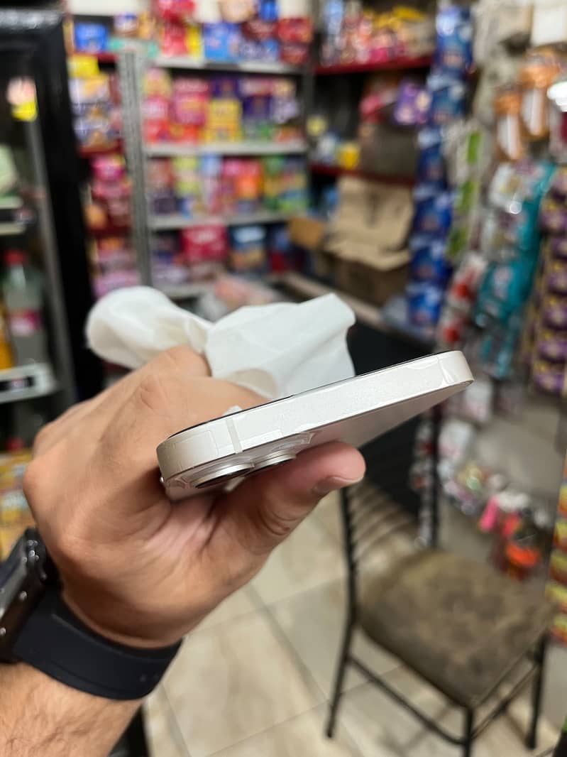 Apple iPhone 14 plus 5