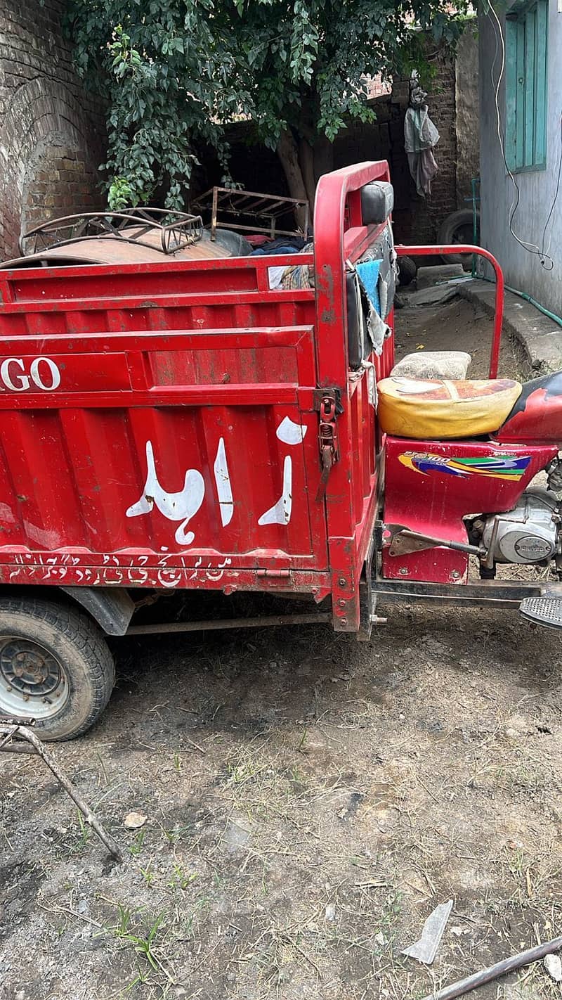 Loader 100 cc 3
