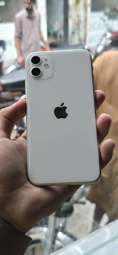 Apple iPhone 11