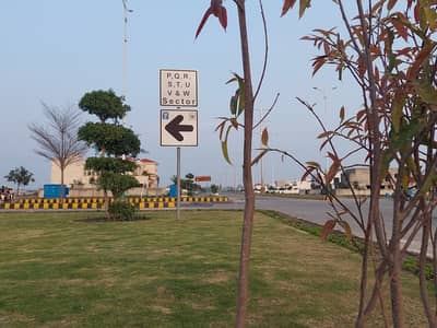 RESIDENTIAL PLOT LOCATED IN THE BEST BLOCK OF DHA LAHORE.