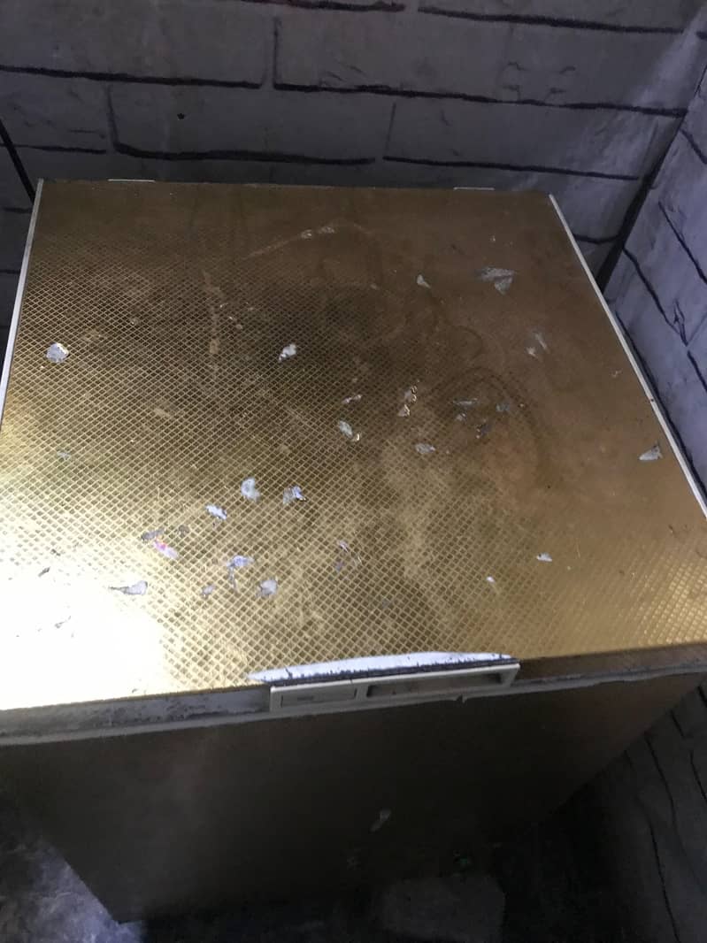 deep freezer 1