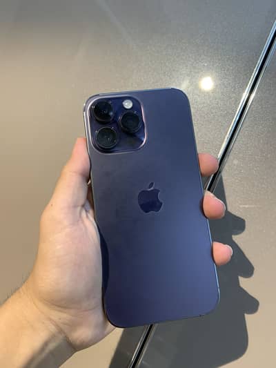 Apple iPhone 14 Pro Max deep purple colour