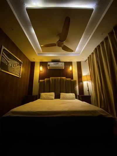 Daily stay Facing Eiffel Tower Luxury Furnished One-Bedroom Apartment