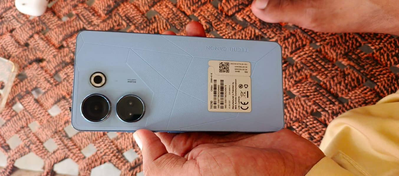 Tecno CAMON 20 2