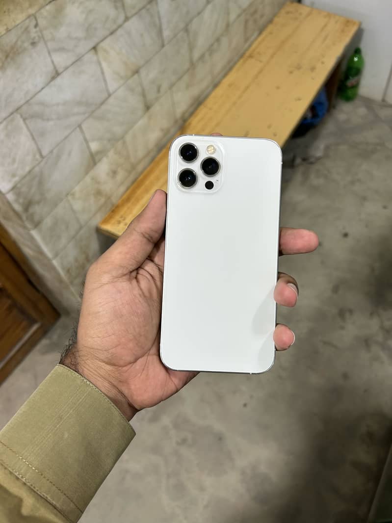 Apple iPhone 12 Pro Max 7