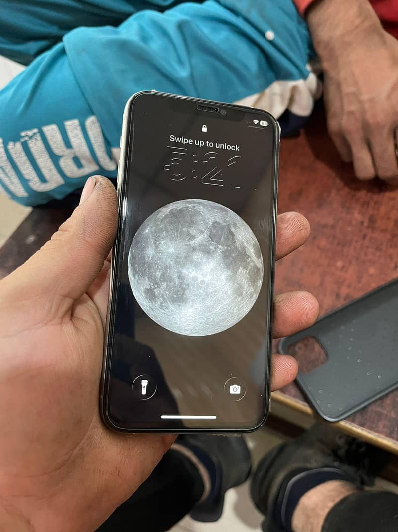 Apple iPhone 11 Pro 3