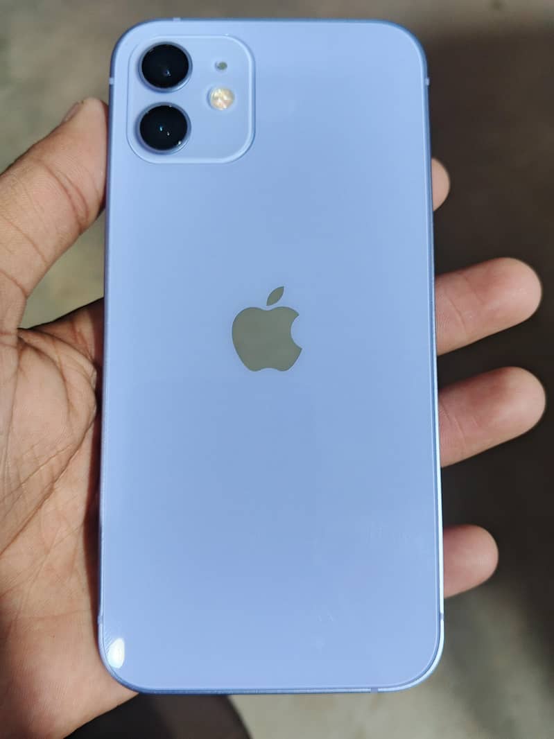 Apple iPhone 12 6