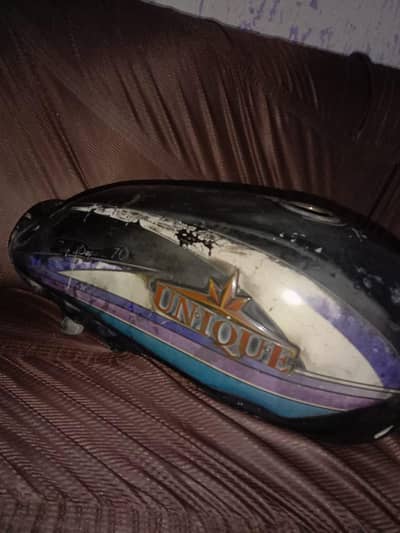 Unique 70 Genuine Fuel Tank 2006 Model – Original