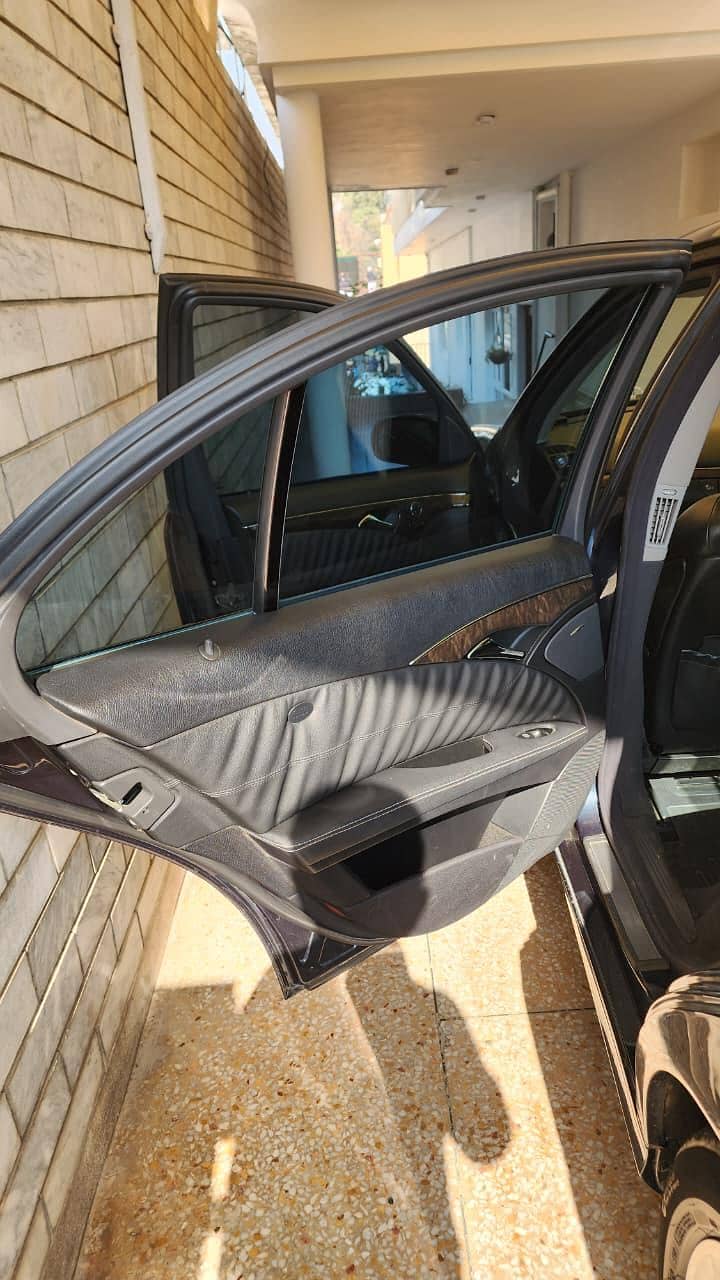 Mercedes E Class 2002 17
