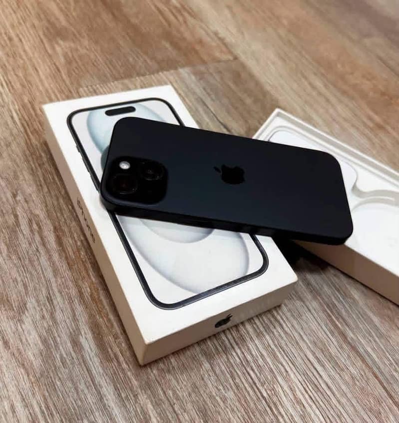 Apple iPhone 15 2