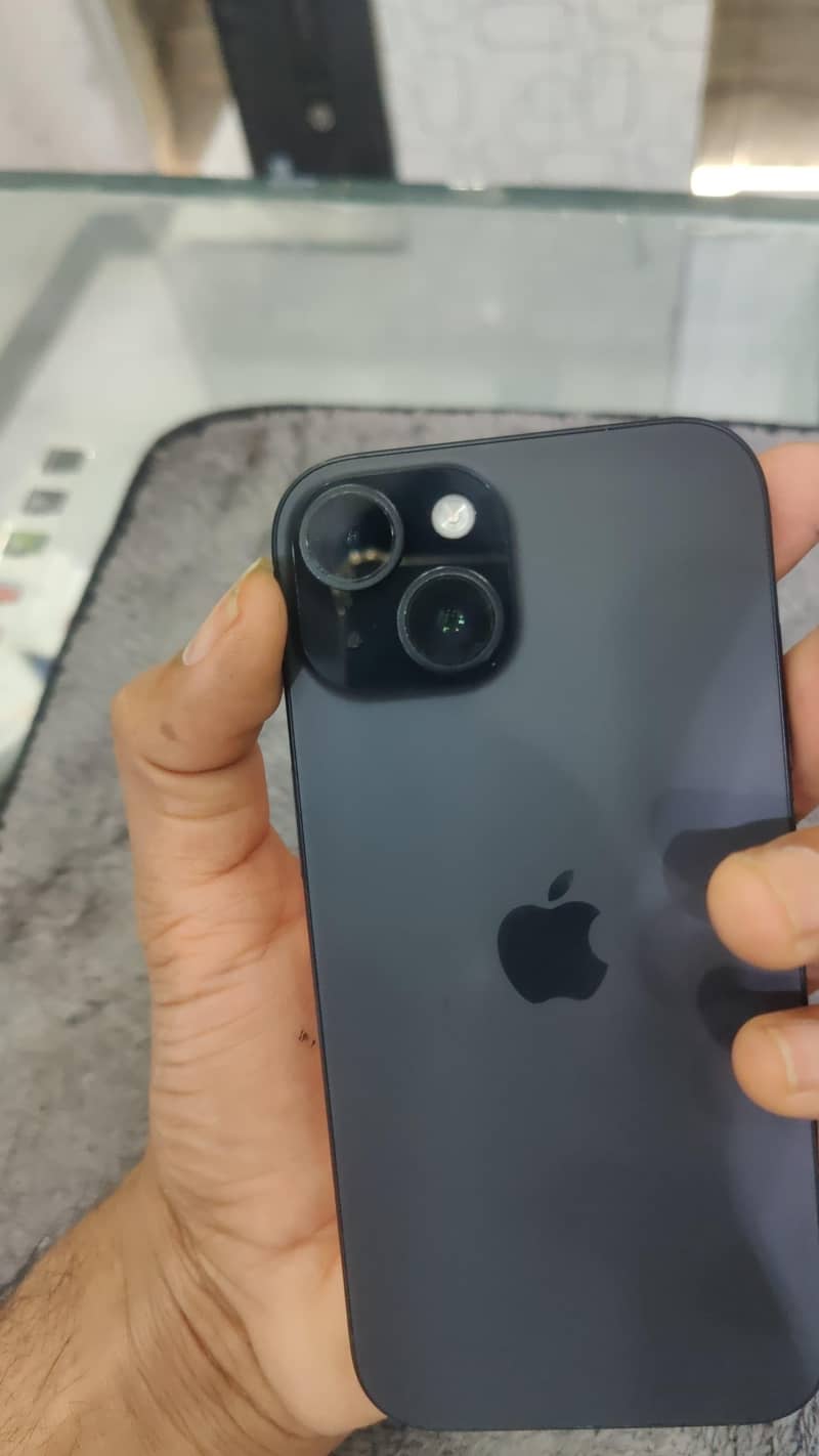 Apple iPhone 15 1