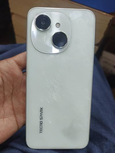 TECNO SPARK GO 1