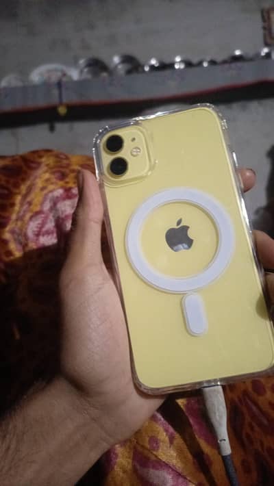 Apple iPhone 11