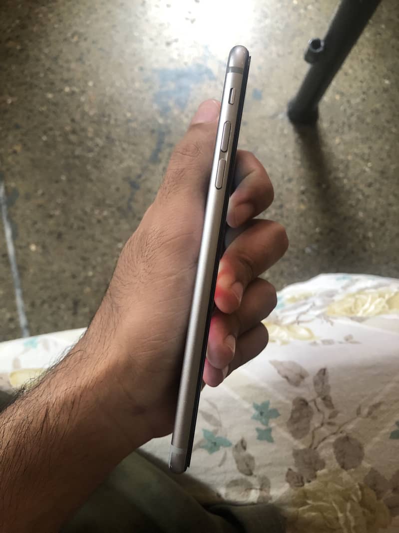 Apple iPhone 6S Plus 1