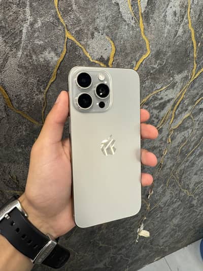 Apple iPhone 15 Pro Max