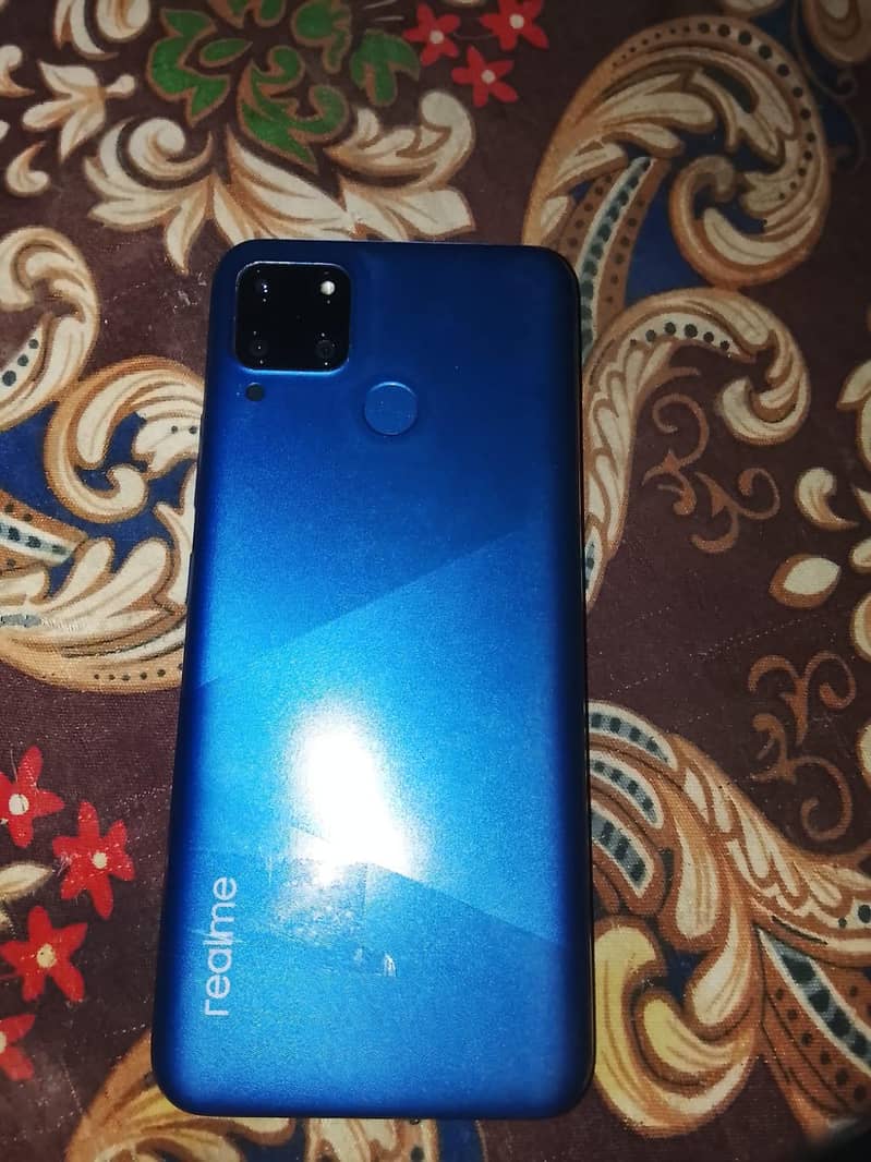 Realme C12 0