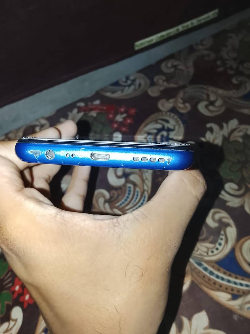 Realme C12 2