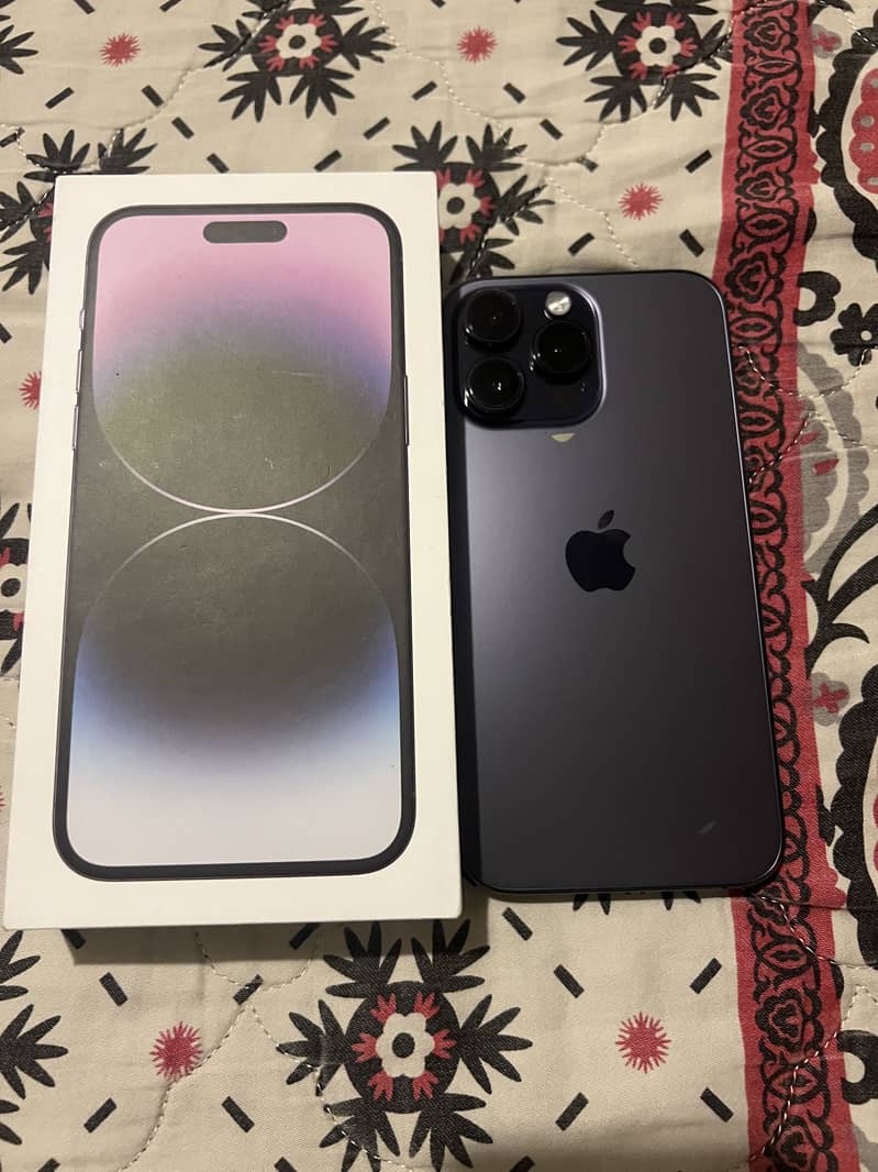 Apple iPhone 14 Pro Max 0