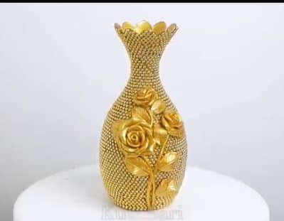 Handmade Golden vase with plastic bottle