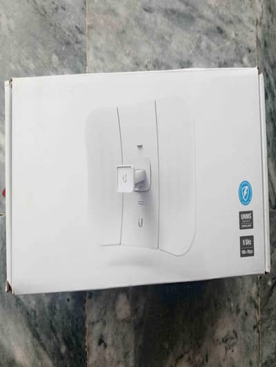 Ubiquiti LiteBeam M5 - 3 Months Used | 10/10 Condition | Like New