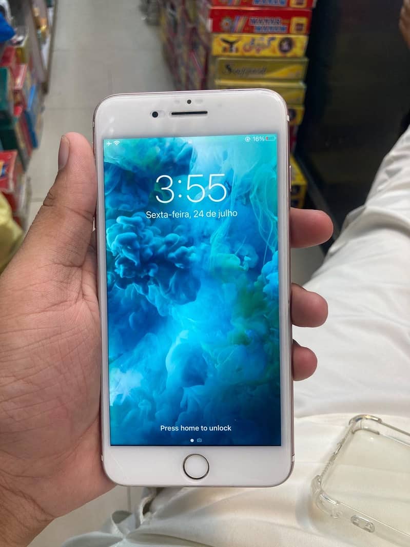 Apple iPhone 7 Plus 4