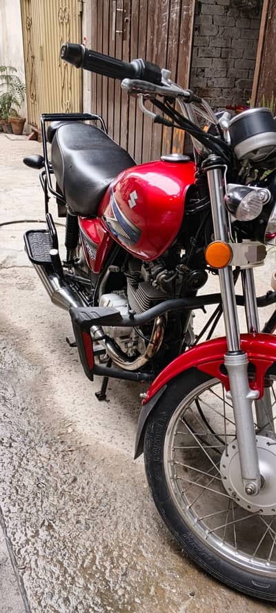 GS 150 RED COLOUR JAPAN ASSEMBLE ENGINE