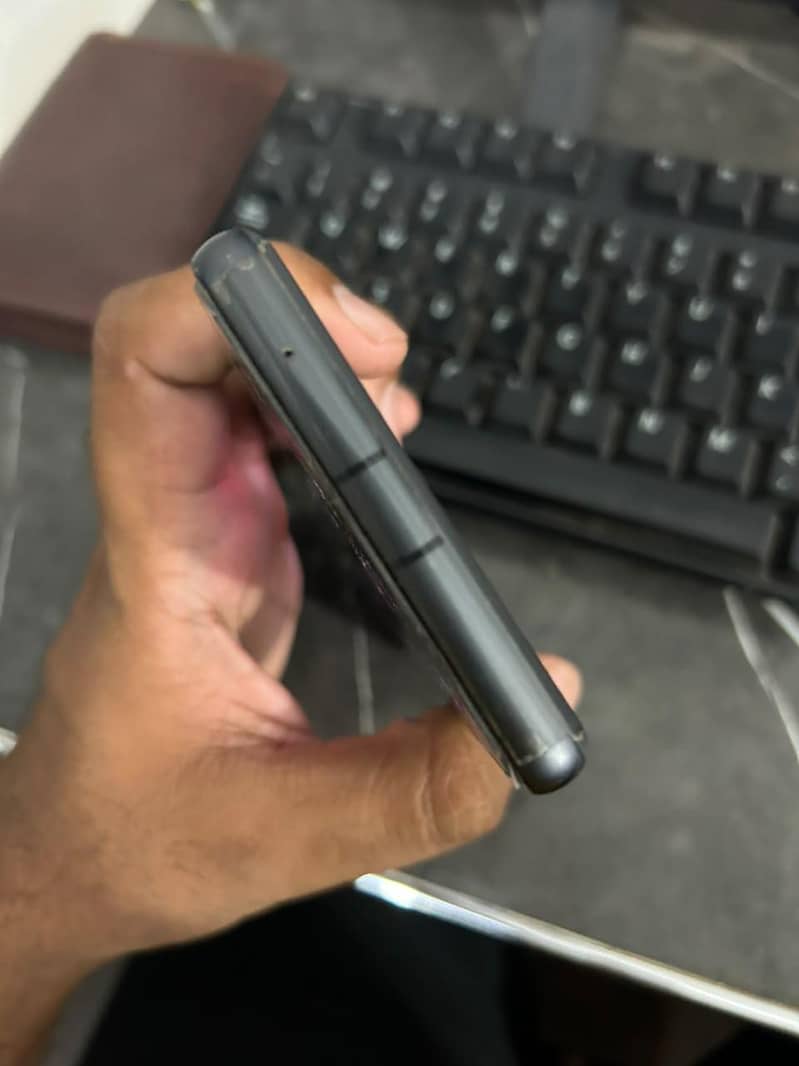 Google Pixel 7a 3