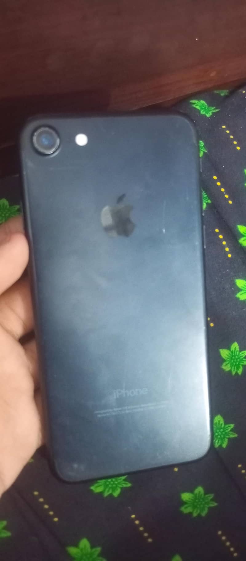 Apple iPhone 7 3