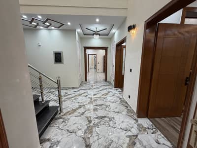 20 Marla Ultramodern House For Sale In Central Park Housing Scheme Lahore Ferozepur Road