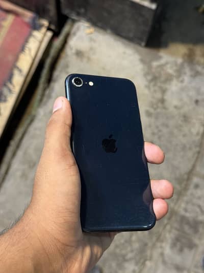 Apple iPhone SE