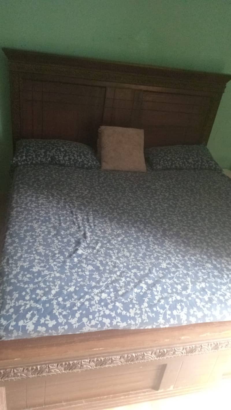 Bed Set , Almari , Dressing table 0