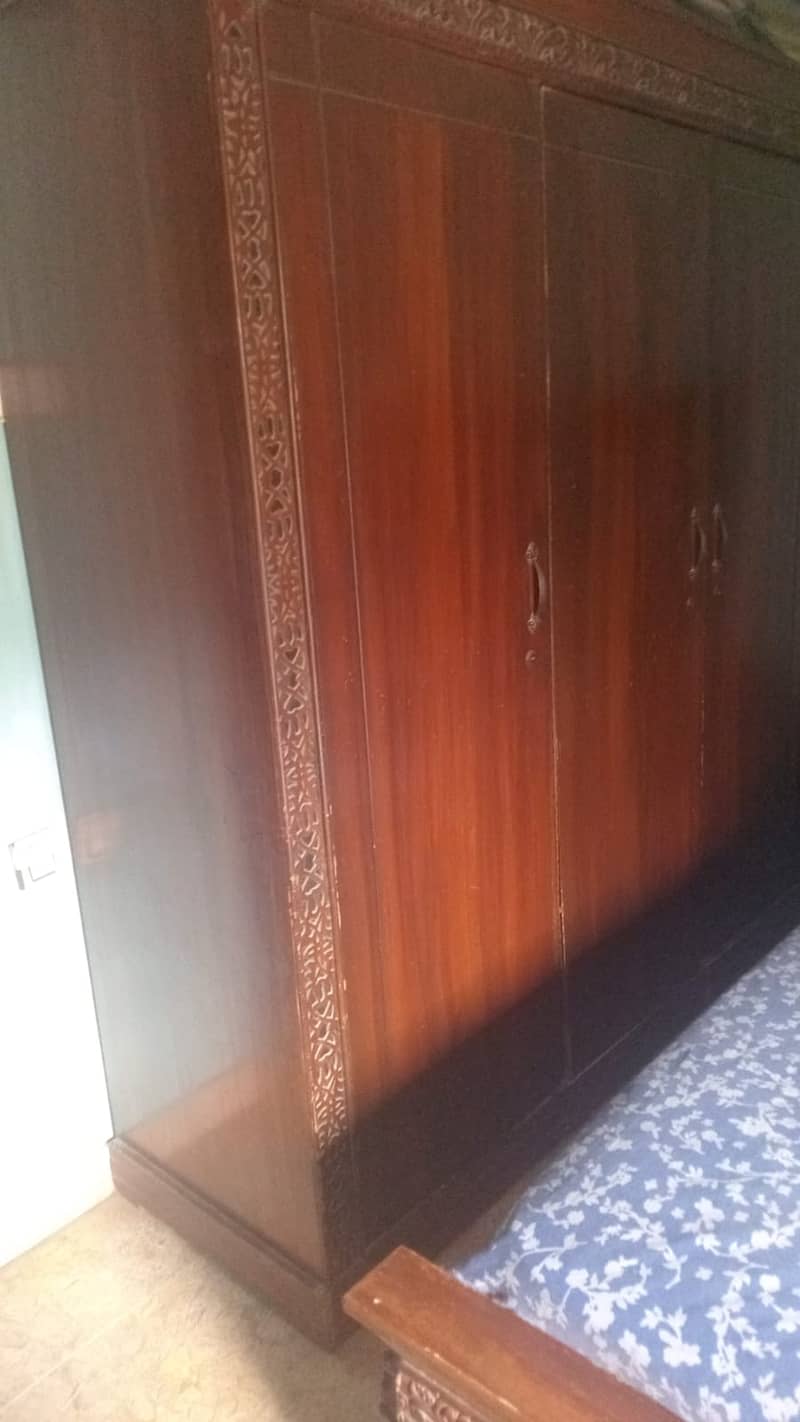 Bed Set , Almari , Dressing table 2