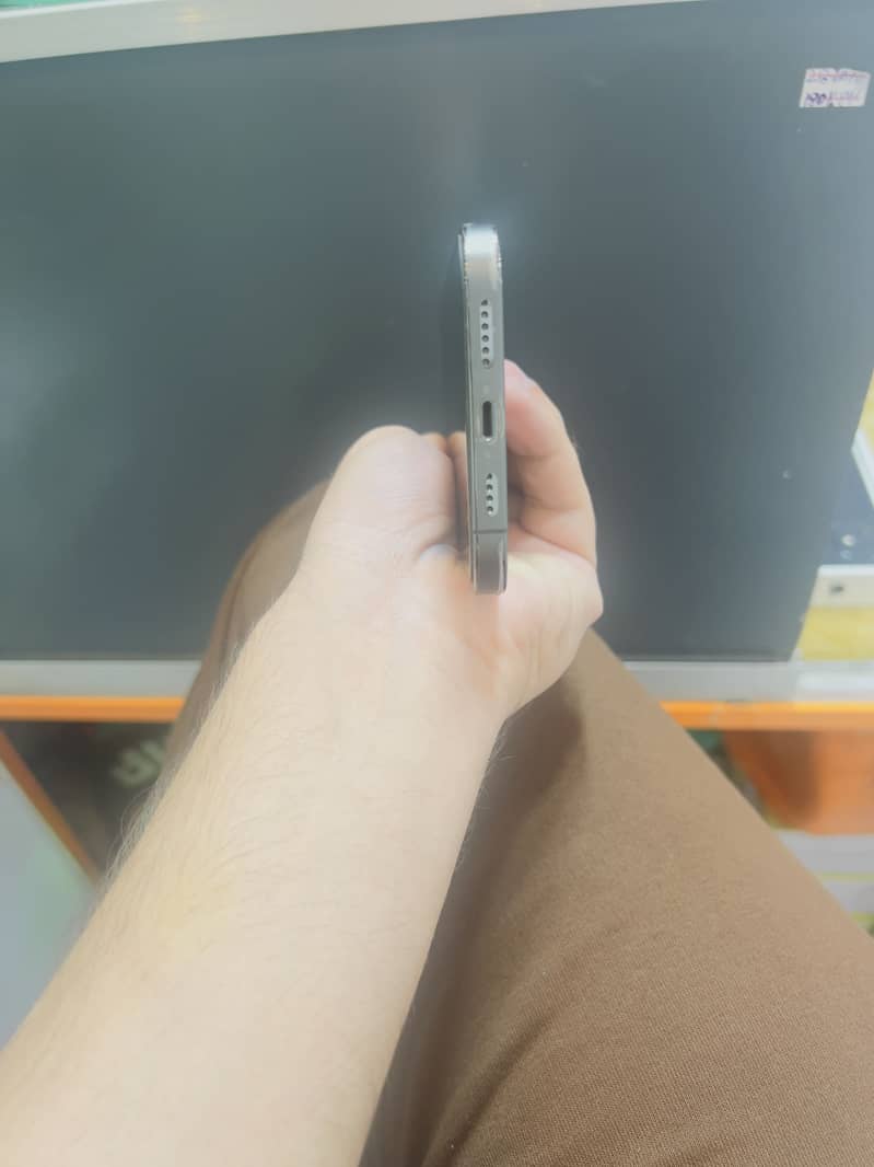 Apple iPhone 12 Pro Max 1