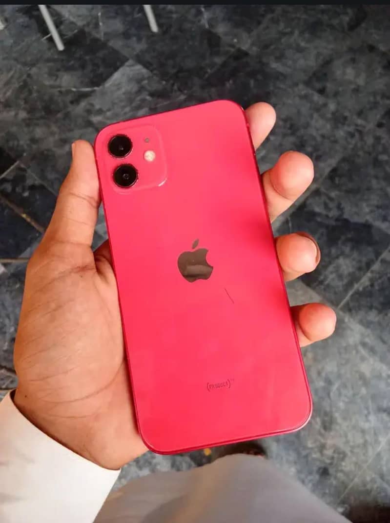 Apple iPhone 12 6