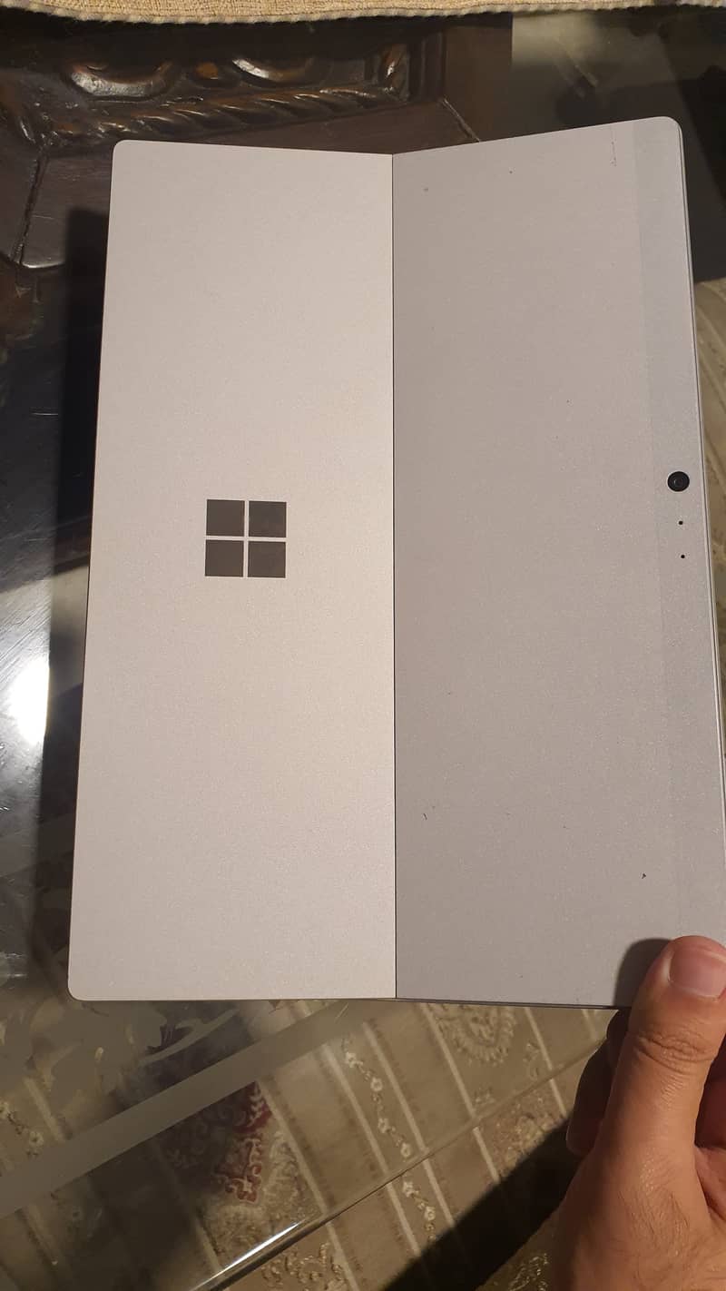 Microsoft Surface Pro 5, touch and type 4
