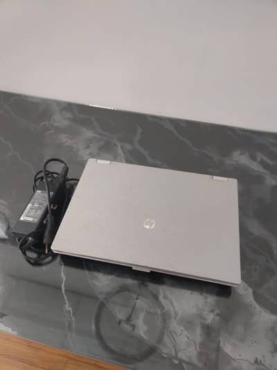 HP EliteBook 8440p (panel not working)