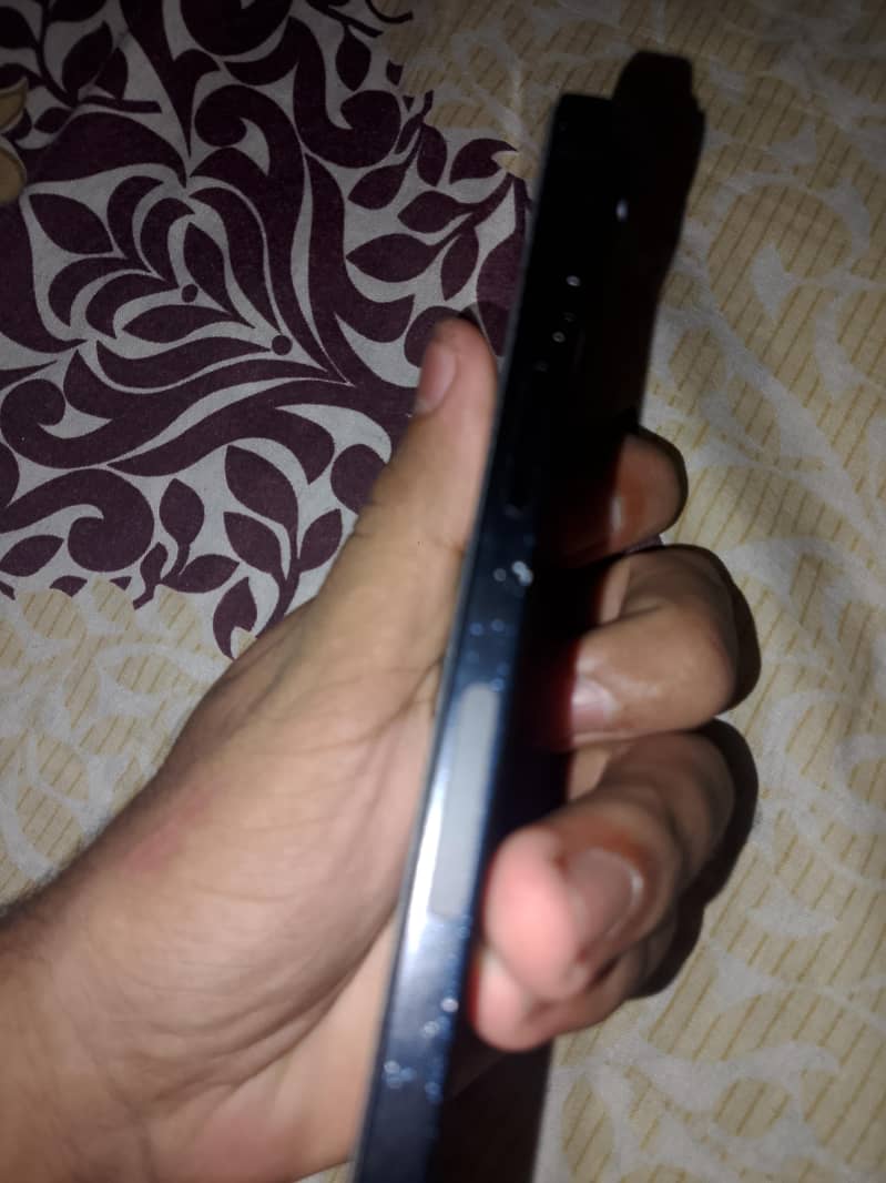 Apple iPhone 15 2