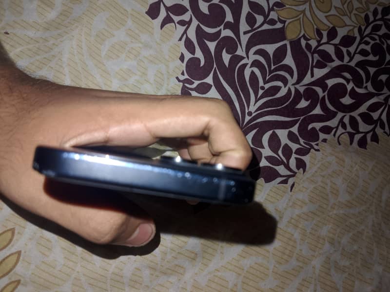 Apple iPhone 15 3