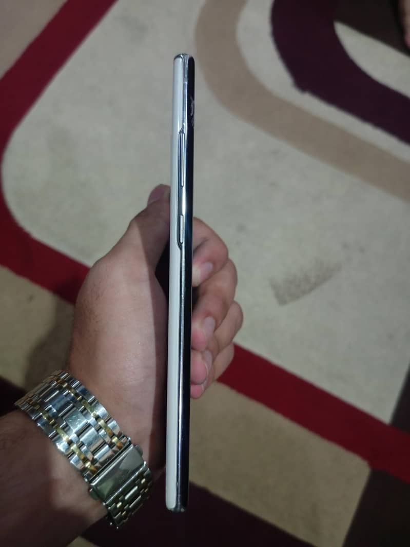 Samsung Mobile Note 10 Plus 5