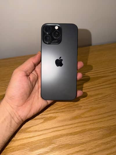 Apple iPhone 16 Pro Max