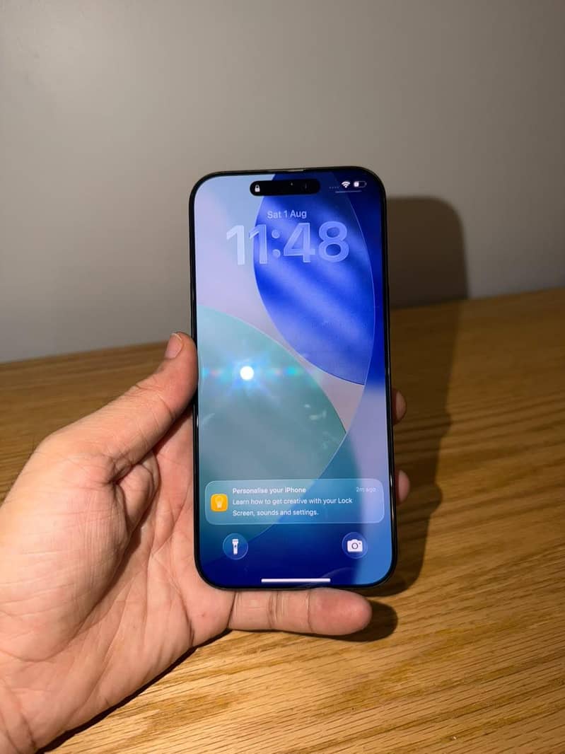 Apple iPhone 16 Pro Max 6