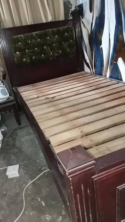 single bed moden posh perfect new like condition