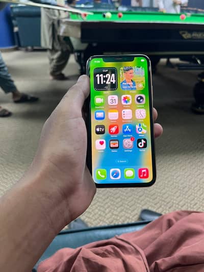 Apple iPhone 11 Pro 256 water pack