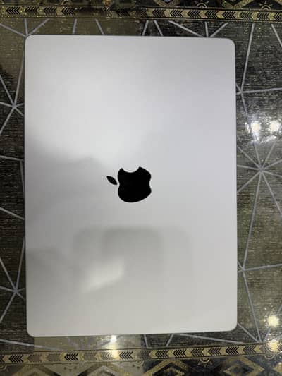 MacBook Pro M5 16/1TB - Silver