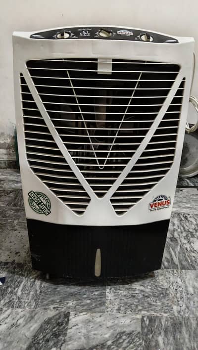 Room cooler